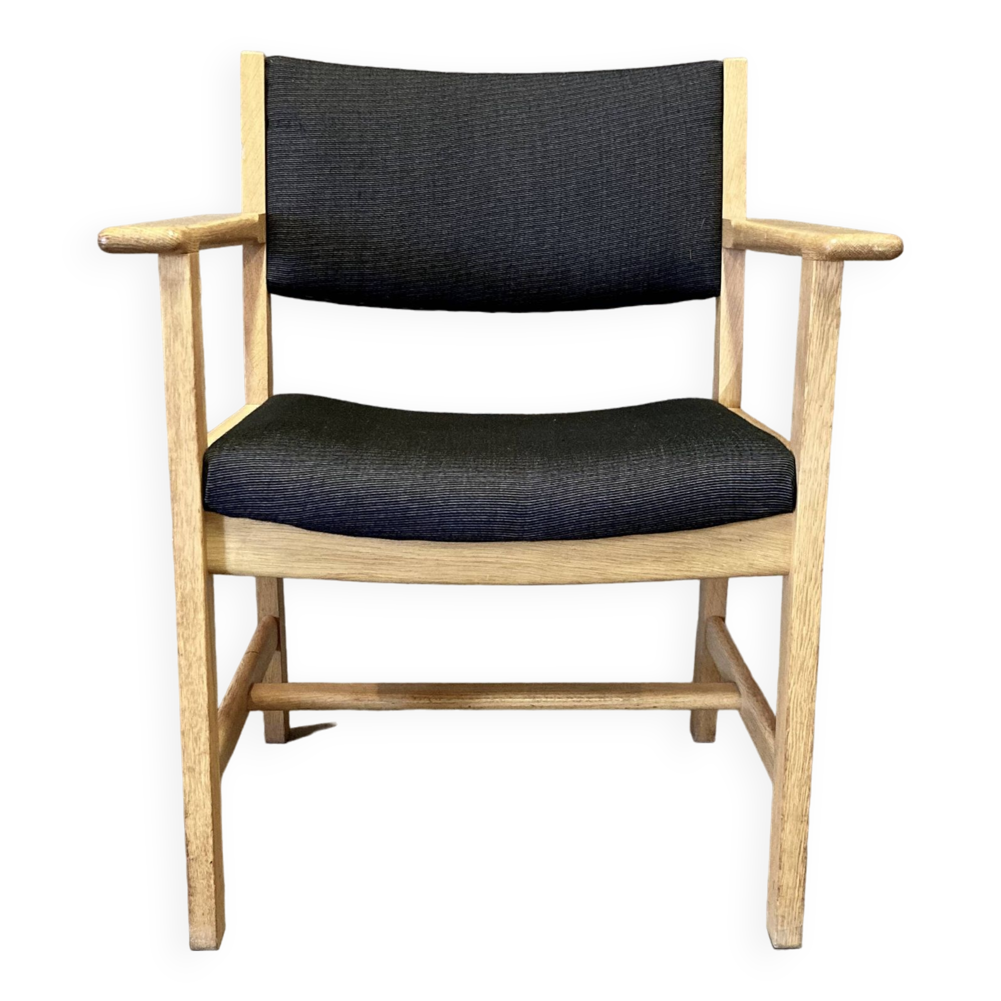 Designer armchair “hans wegner” 1960.