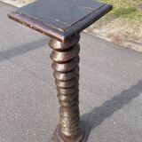 Press screw column