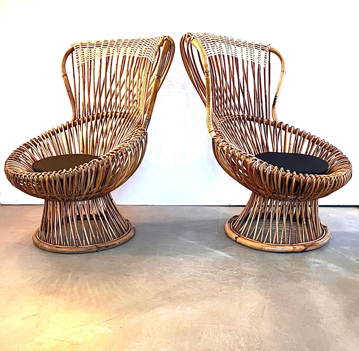 Pair of "Margherita" armchairs by Franco Albini edit by Bonacina