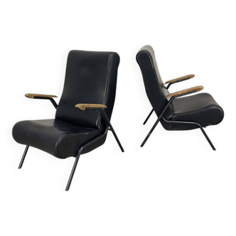 Duo de fauteuils vintage en simili-cuir noir