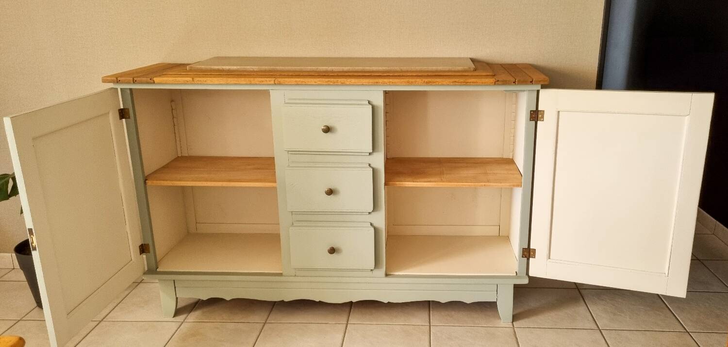 2-door sideboard