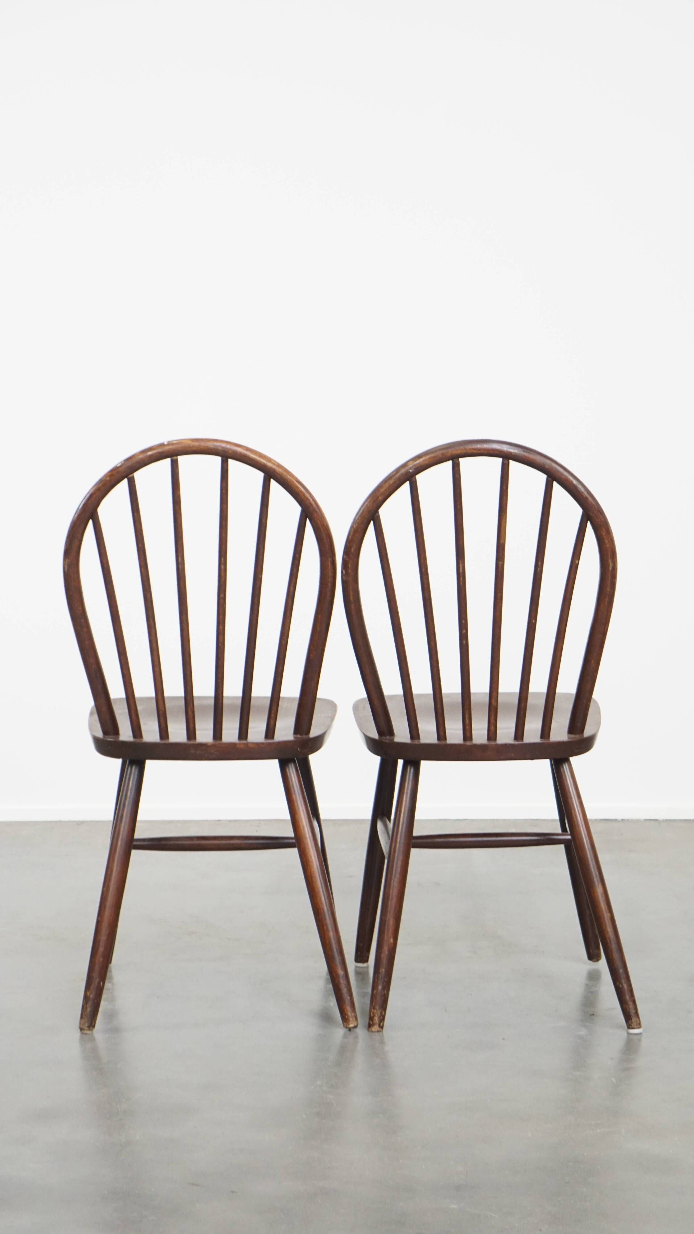 Set of 8 Vintage English Style Spindle Back Wooden Windsor Chairs from t