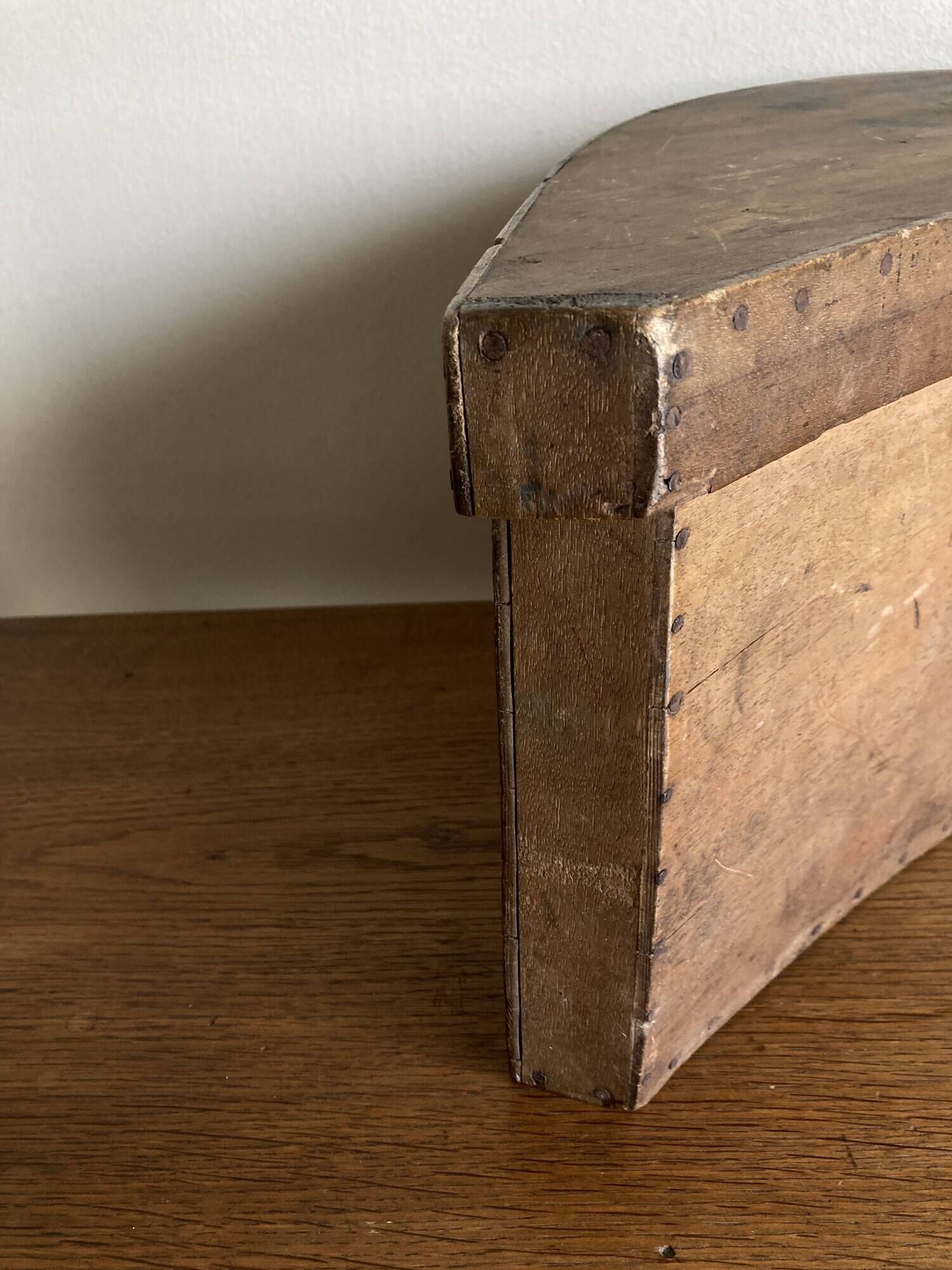 Neo-classical Empire box 1860 in curved wood shape XXL