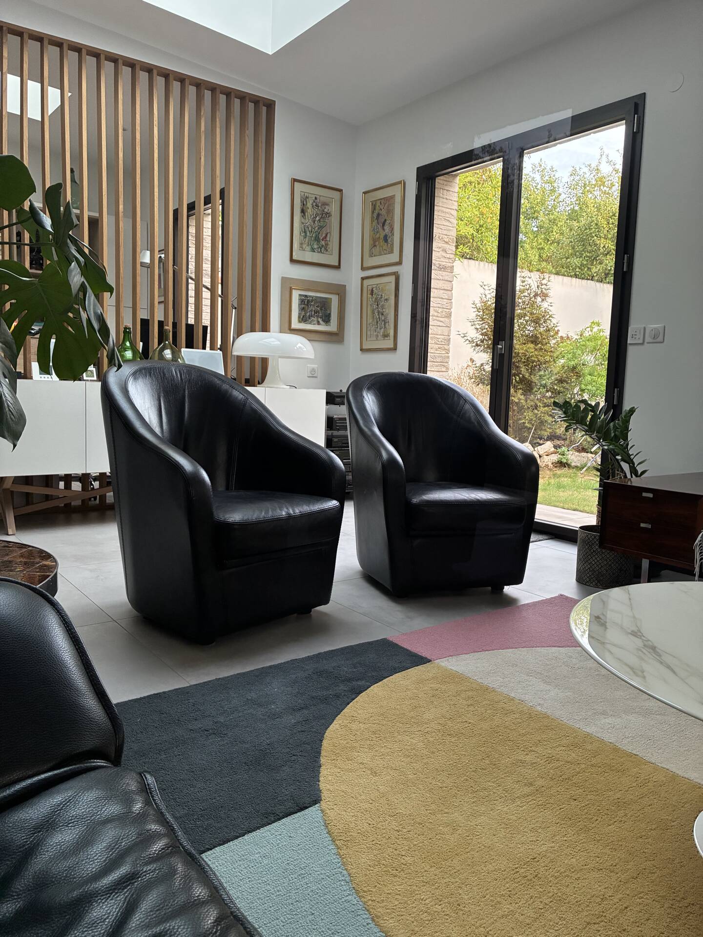 Paire fauteuil cabriolet cuir noir 1990