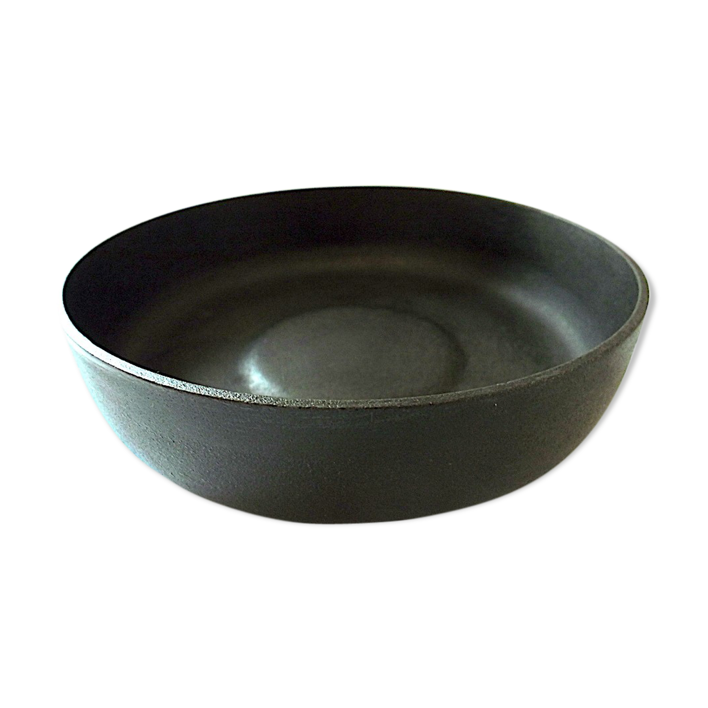 Japanese Cup cast-iron