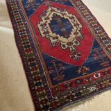 Ancient Berber wool carpet 117x198cm