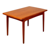 Dining table Svend Aaage Madsen in vintage teak, mid-century Danish from the 1960s.