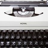 Royal Typewriter 203 1970 Japan