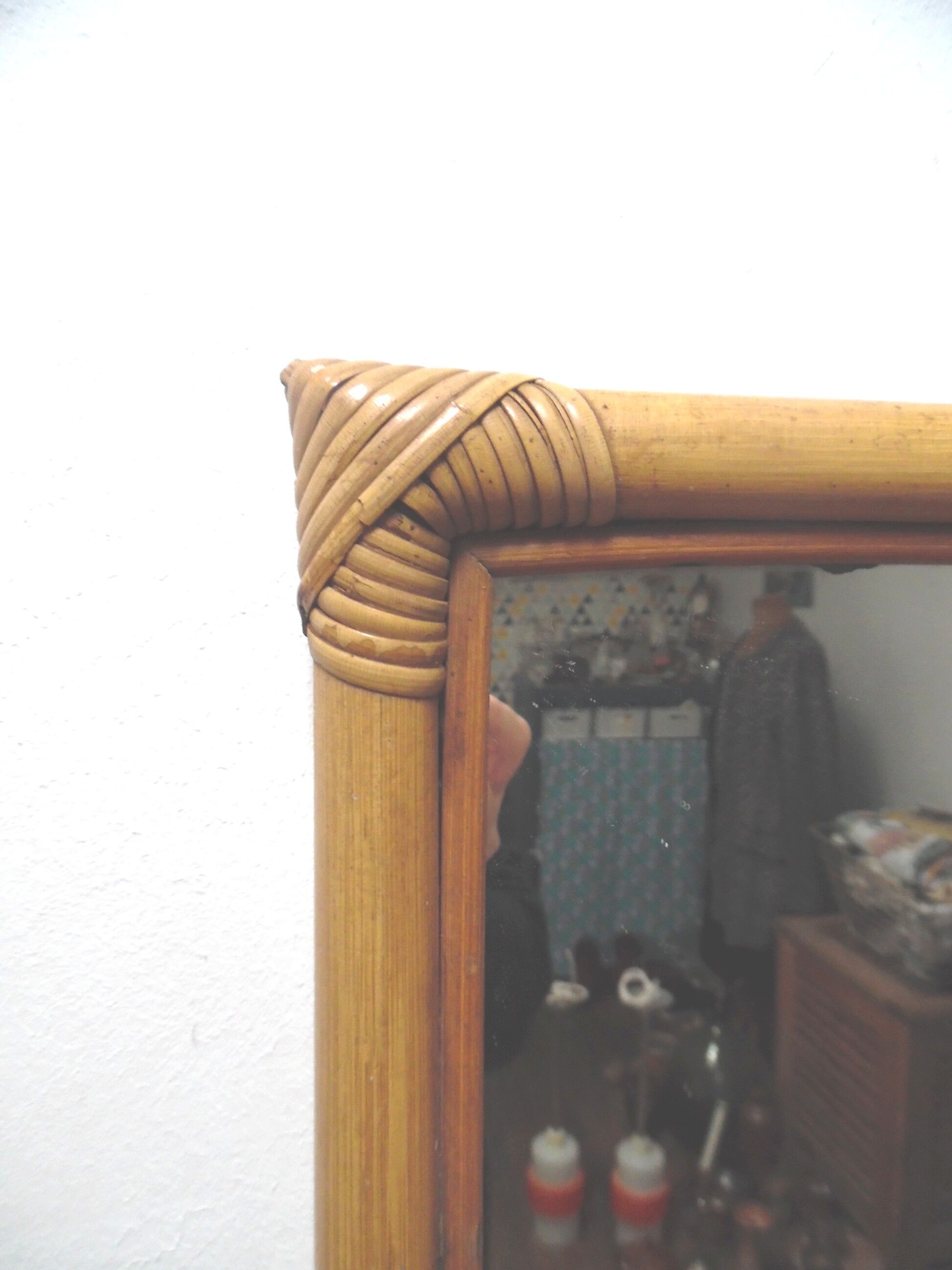 Square rattan mirror 31x31cm