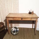Farmhouse table 110x51cm