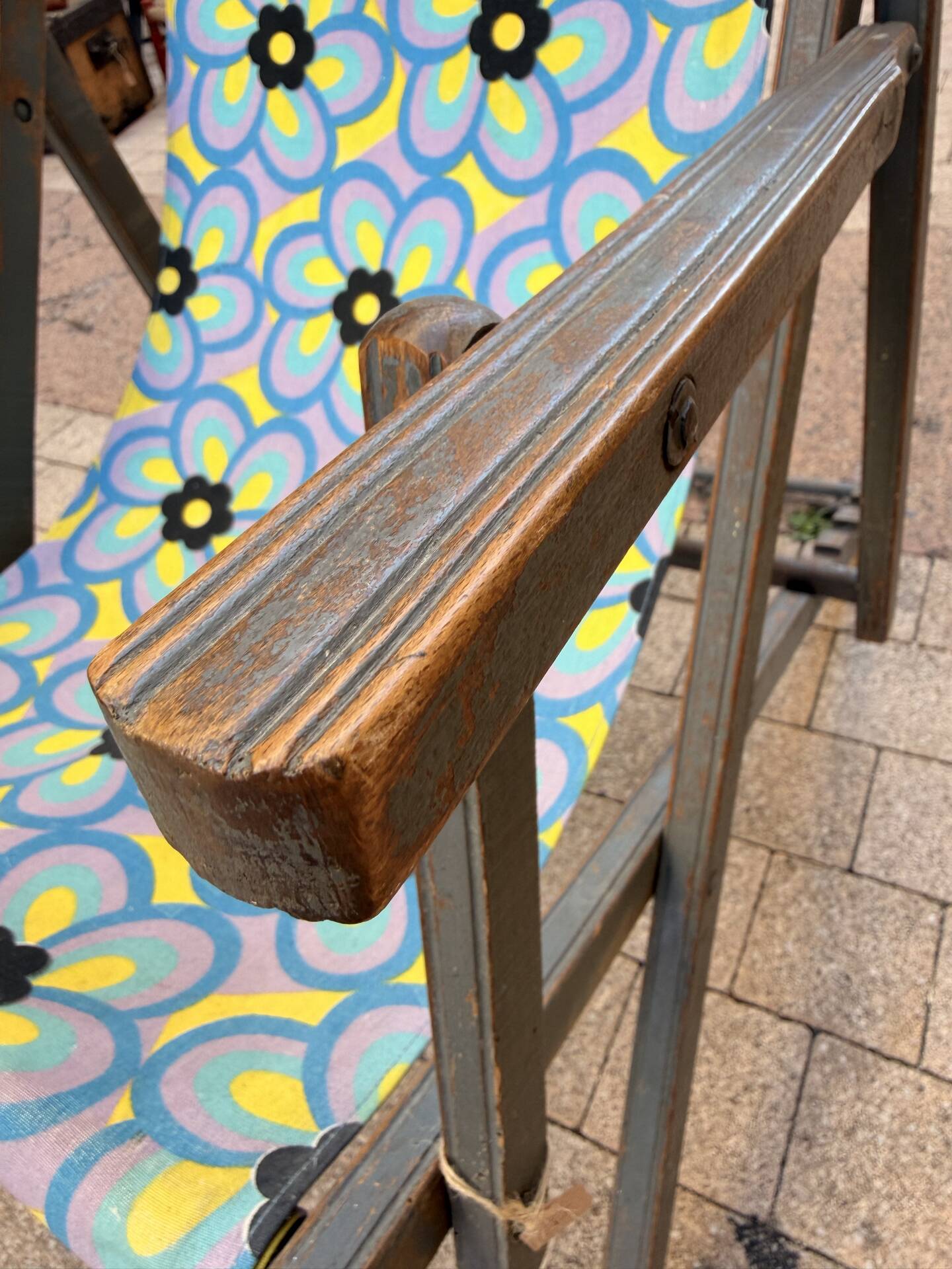 Transat années 70en toile à motifs colorés