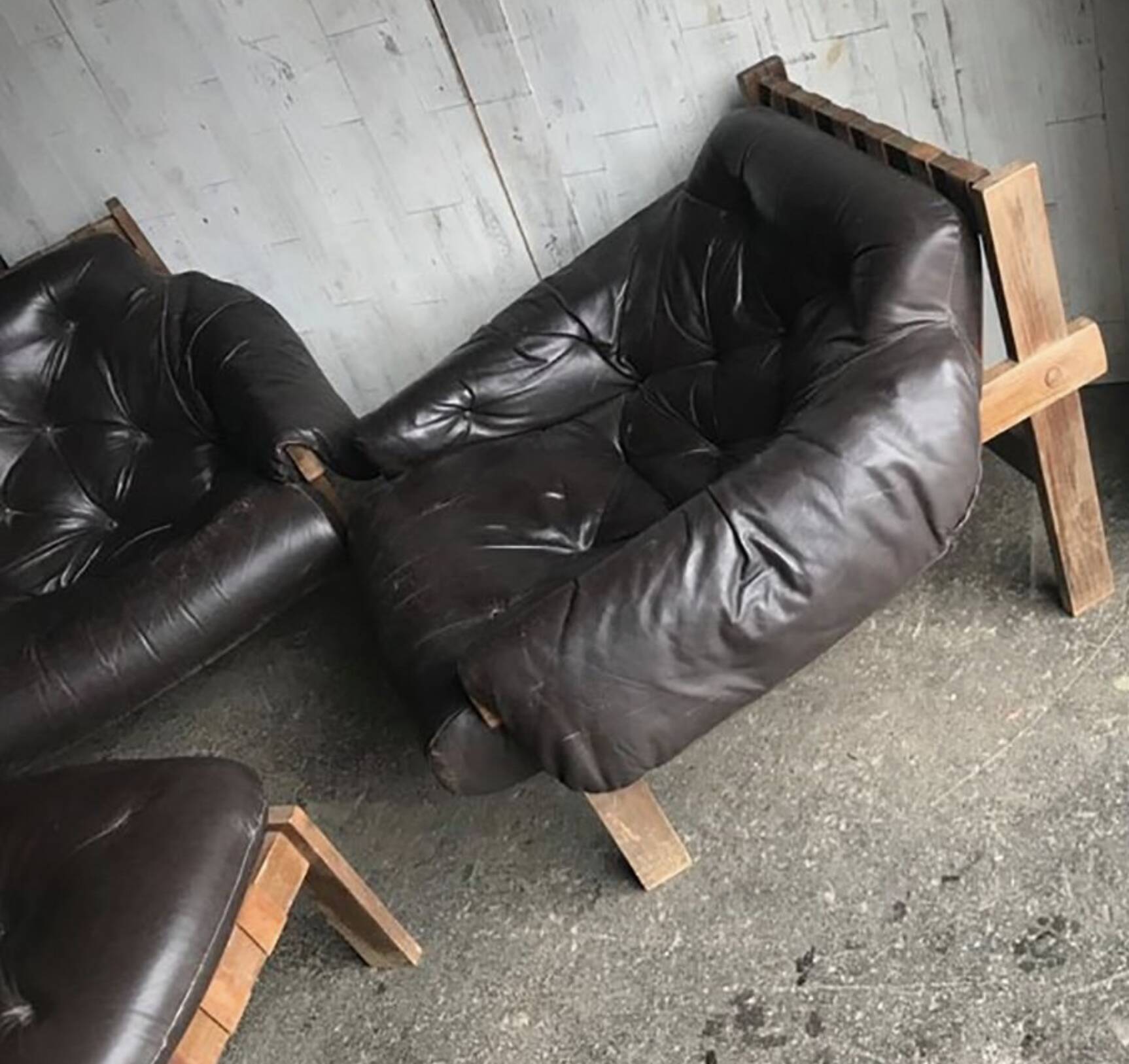 Mid-Century Brown Tufted Leather Armchairs & Ottoman in the Style of Percival Lafer, 1960s, Set of 3