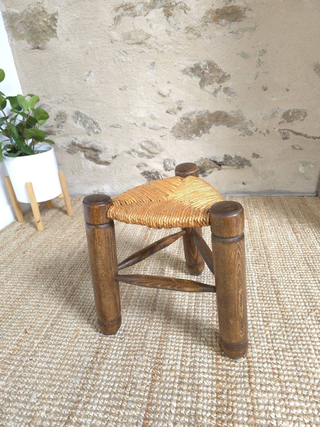 Tabouret bois paille tripode Charles Dudouyt