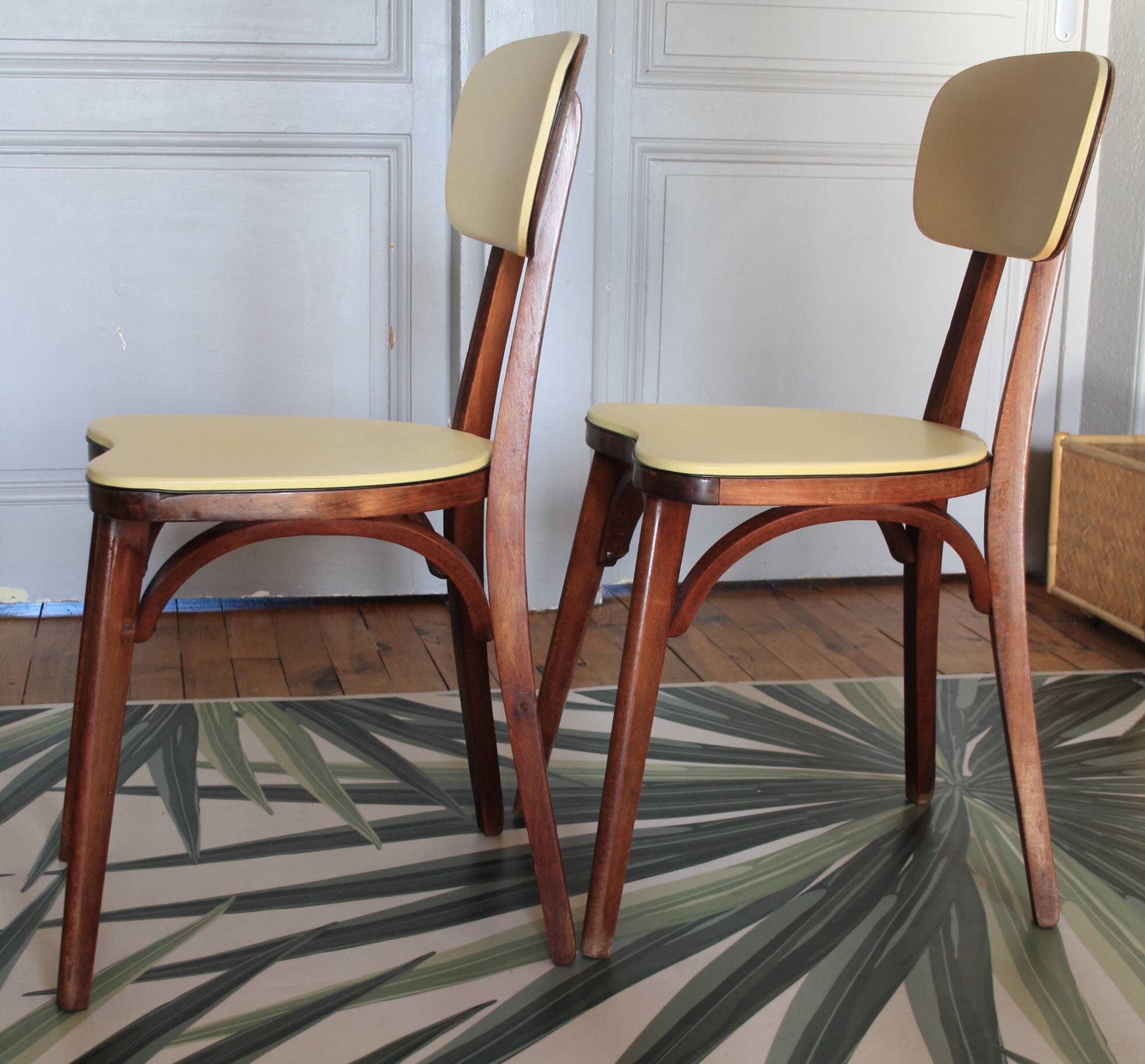 Baumann yellow heart chairs