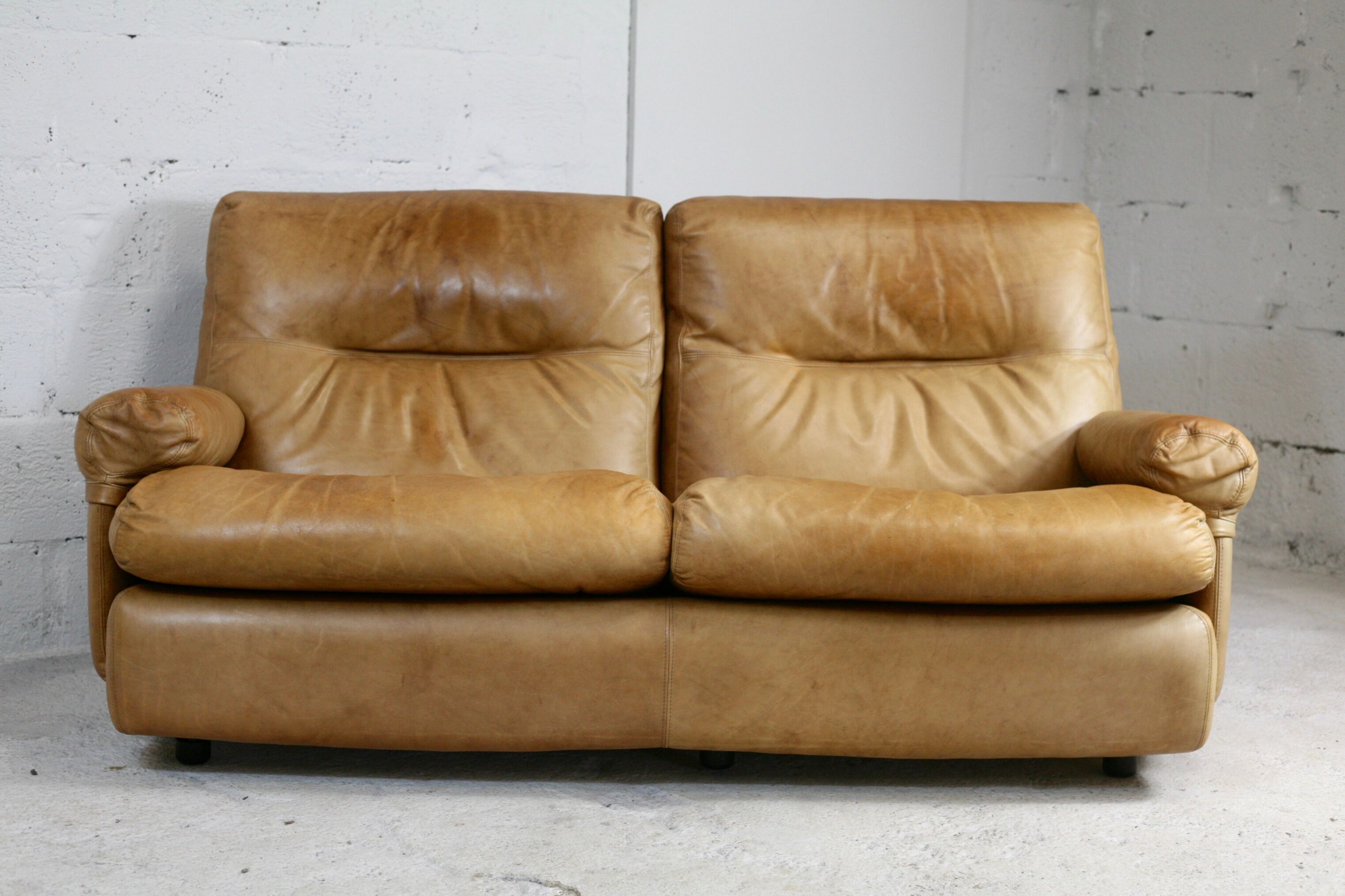 Leather sofa, Albany model, late 70's, Roset edition