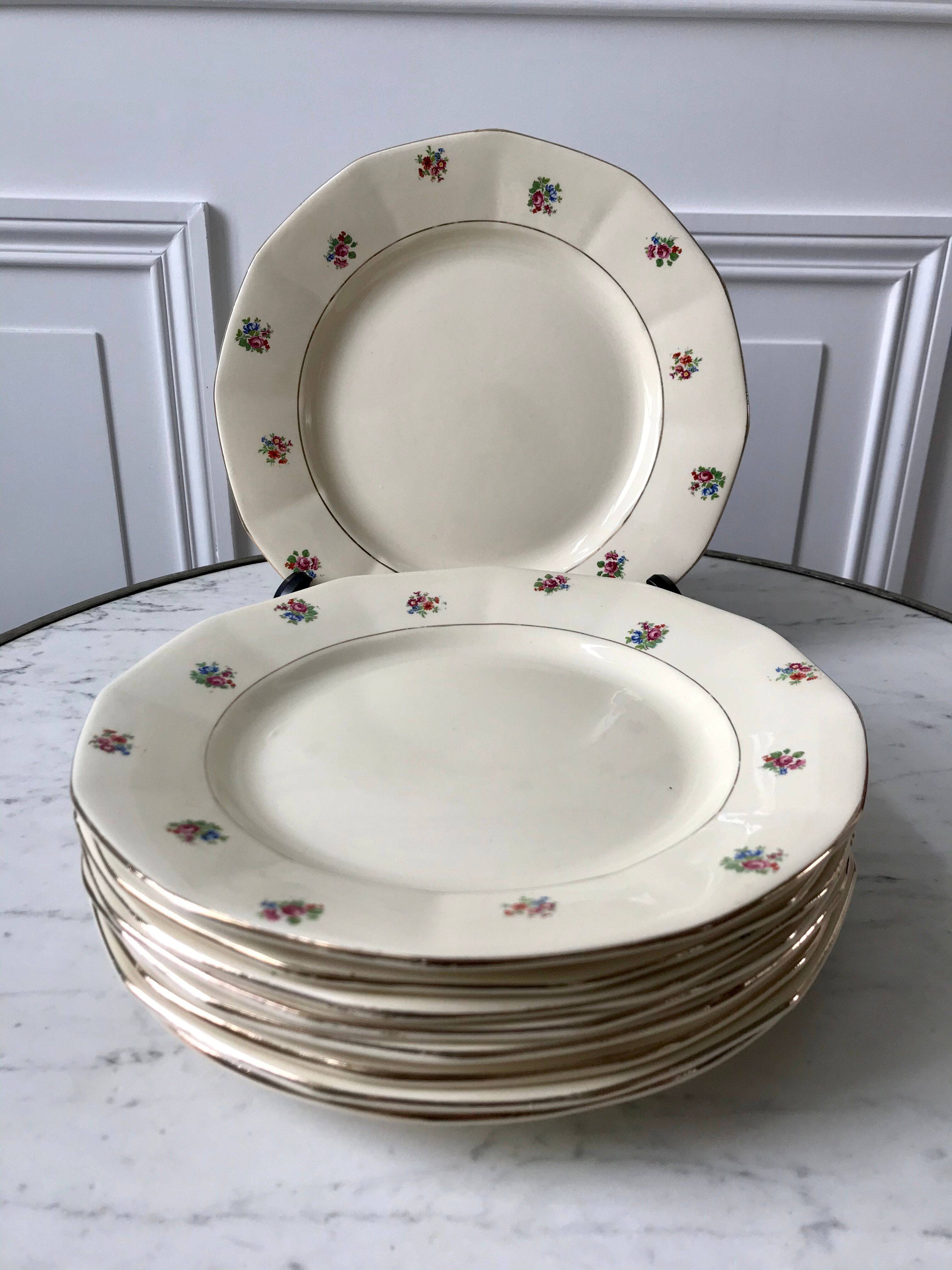Set of 9 flat plates Digoin Sarreguemines years 40-50