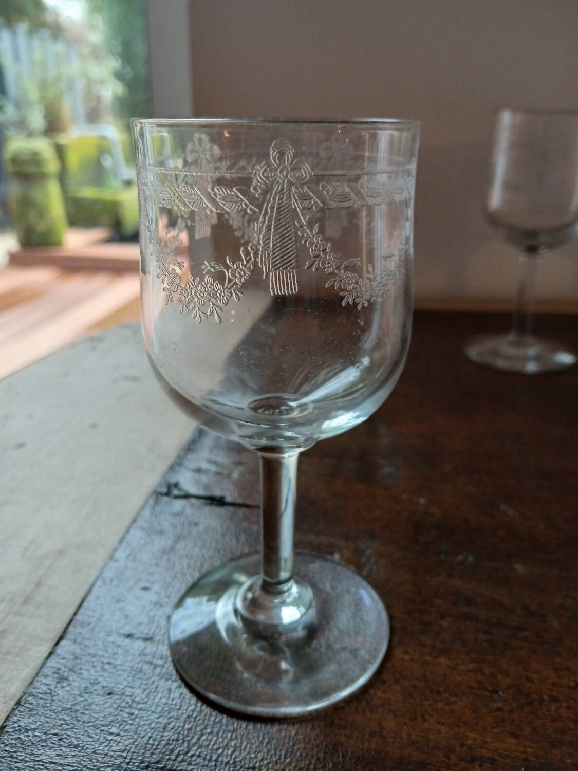 Set of 8 crystal glasses from Meisenthal - Pasteur model - Empire decor