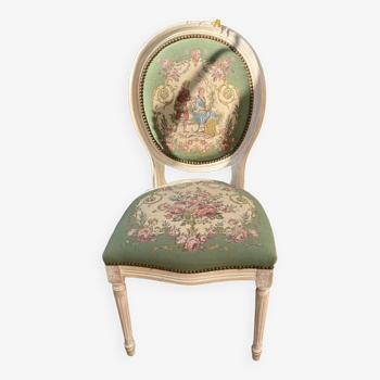 Chaise ancienne en tapisserie