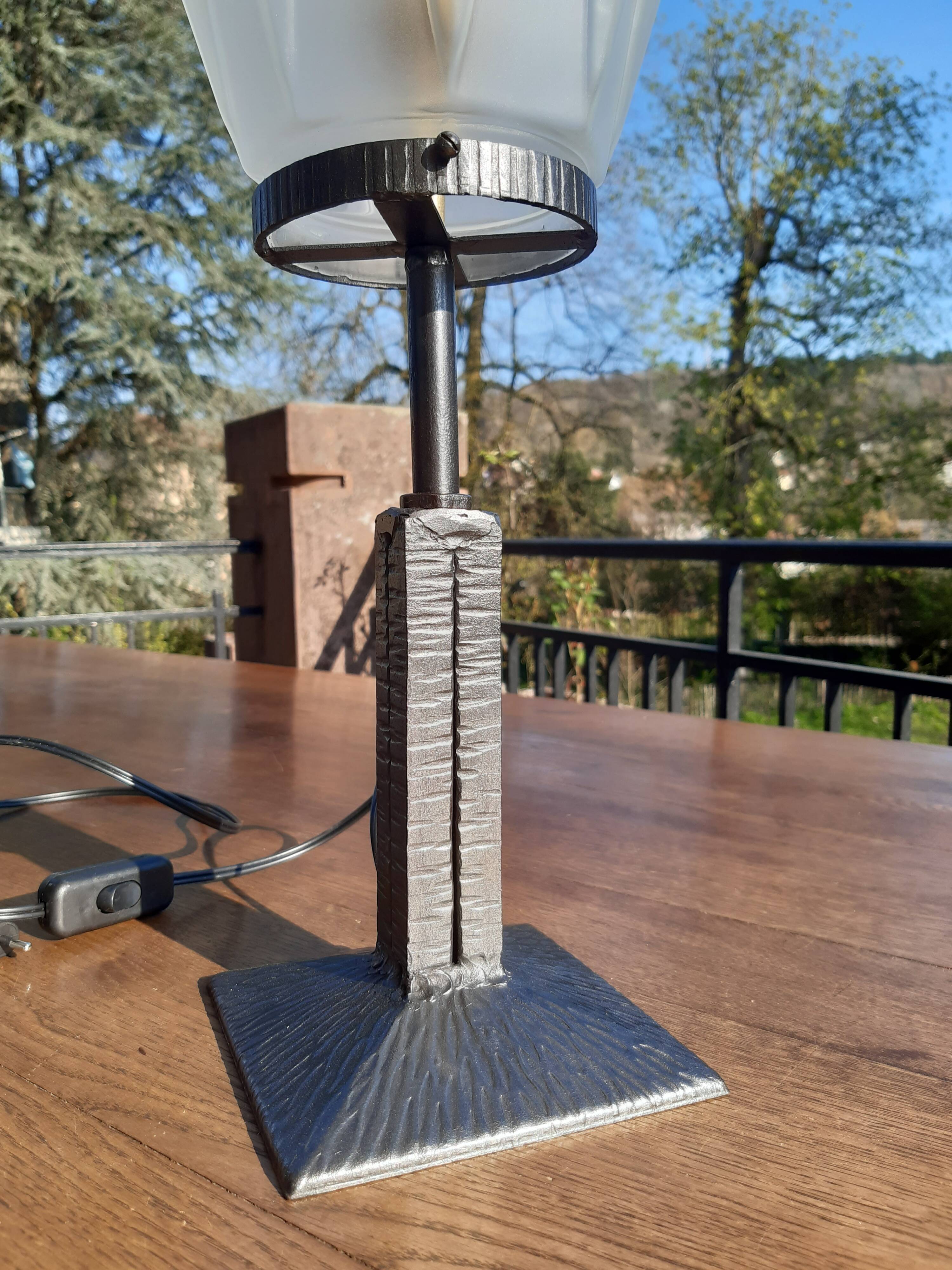 Art deco office lamp wrought iron 1930 glass frosted skyscraper