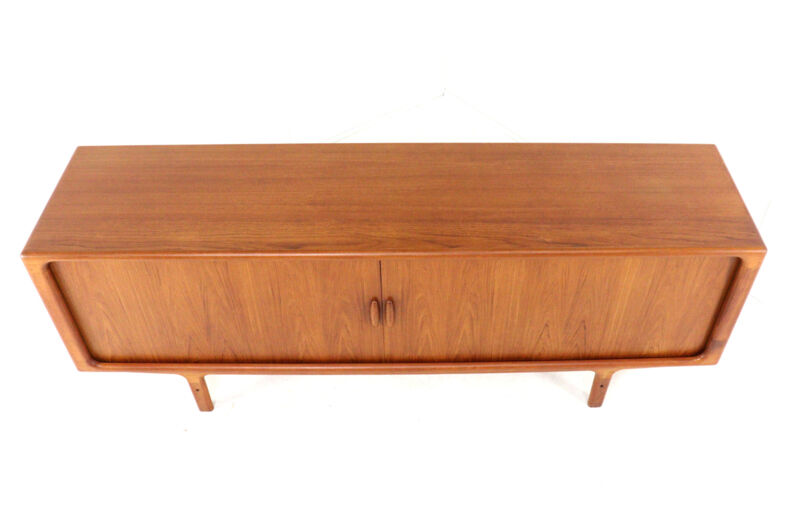 Dyrlund sideboard | 220.5 cm - fully restored danish mid century design