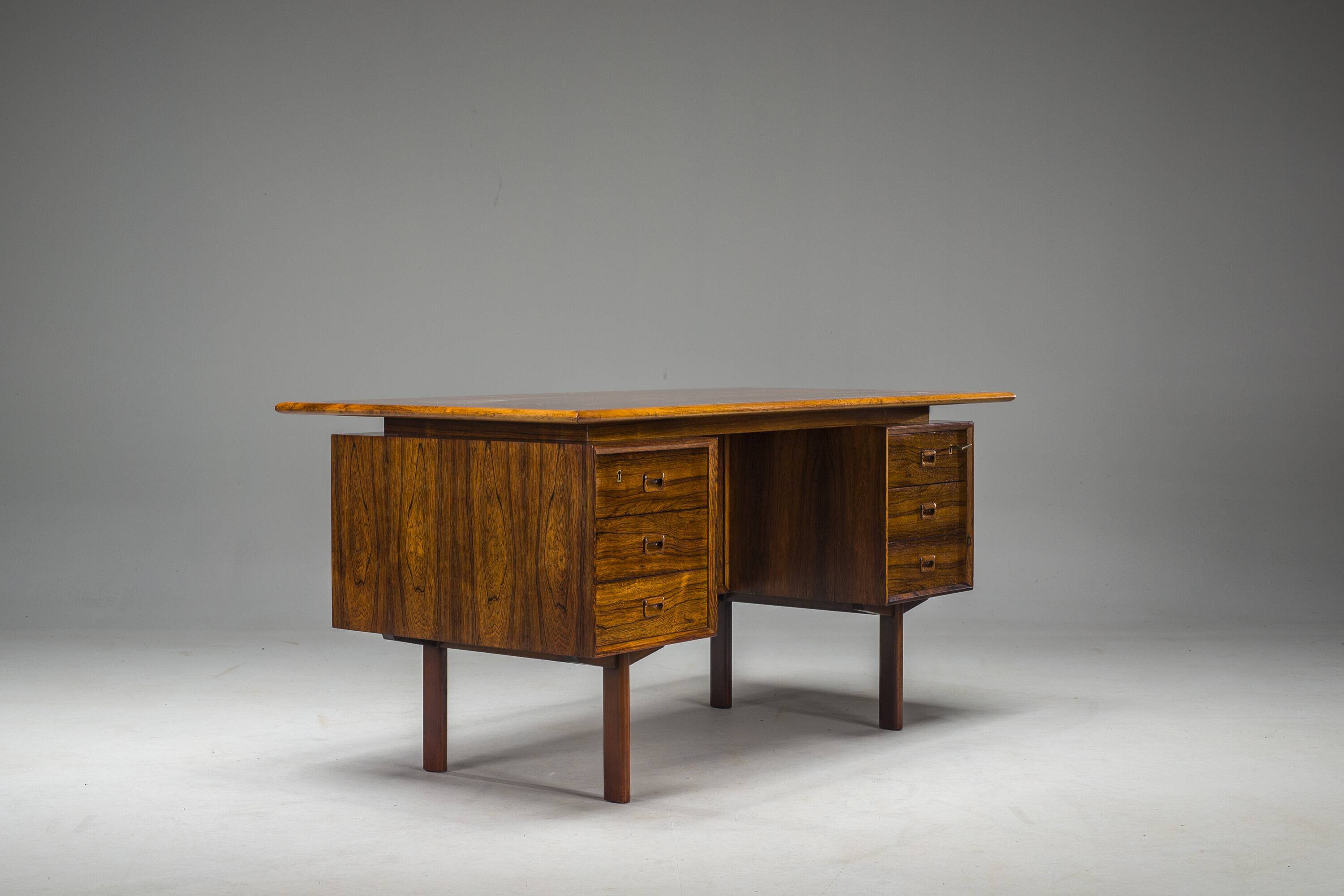 Bureau en palissandre, 1960