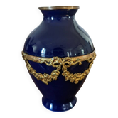 Vase en porcelaine