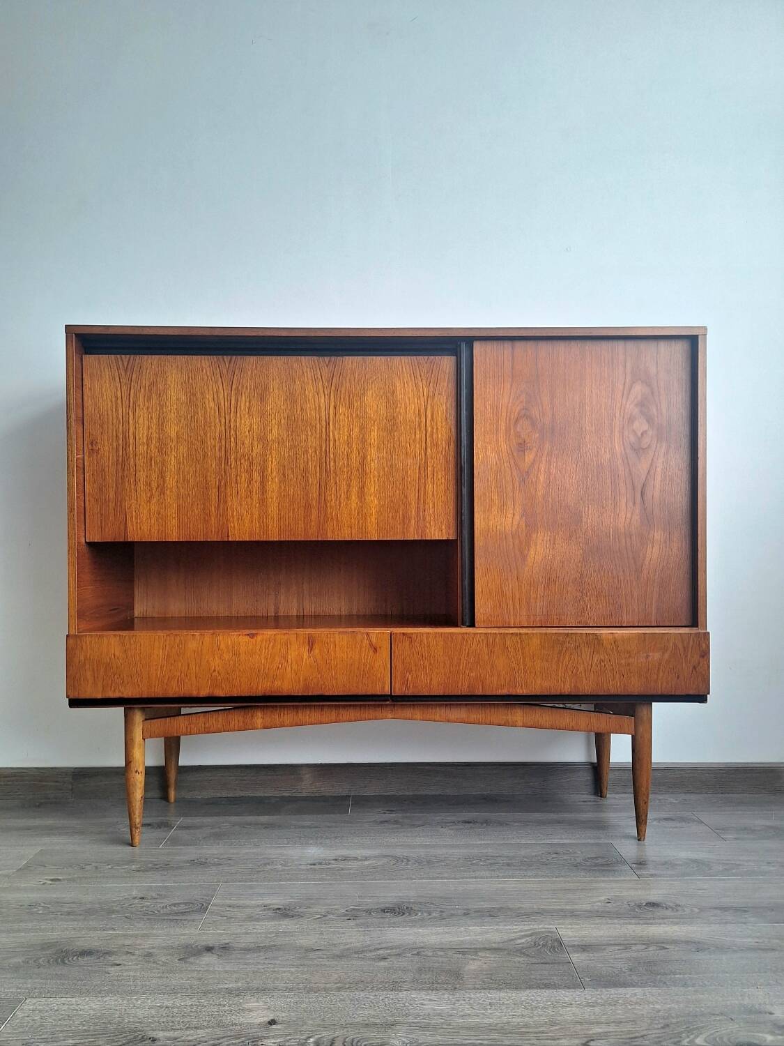 Enfilade vintage, meuble bar ancien, buffet