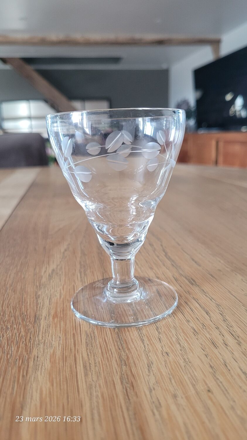 10 vintage wine glasses