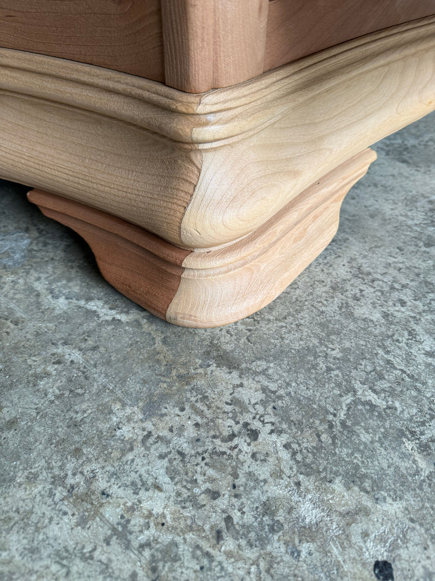 Chest of drawers