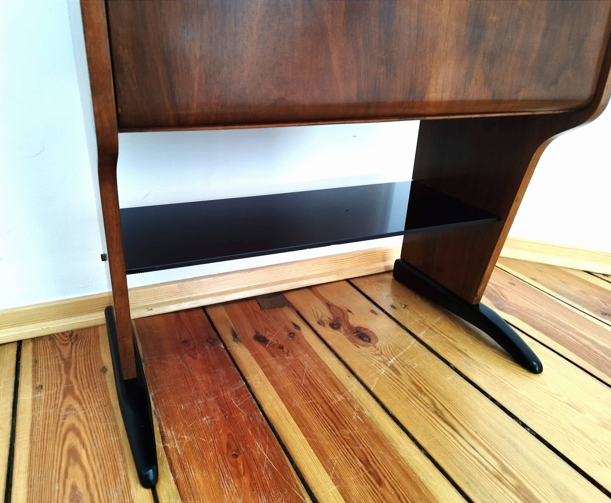 Jindrich Halabala TV cabinet, Czechoslovakia, 1940s
