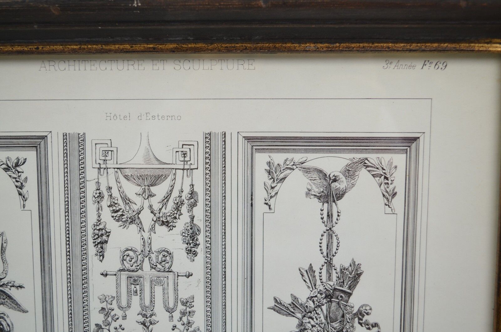 Room framed under glass "architecture and sculpture Louis XVI"