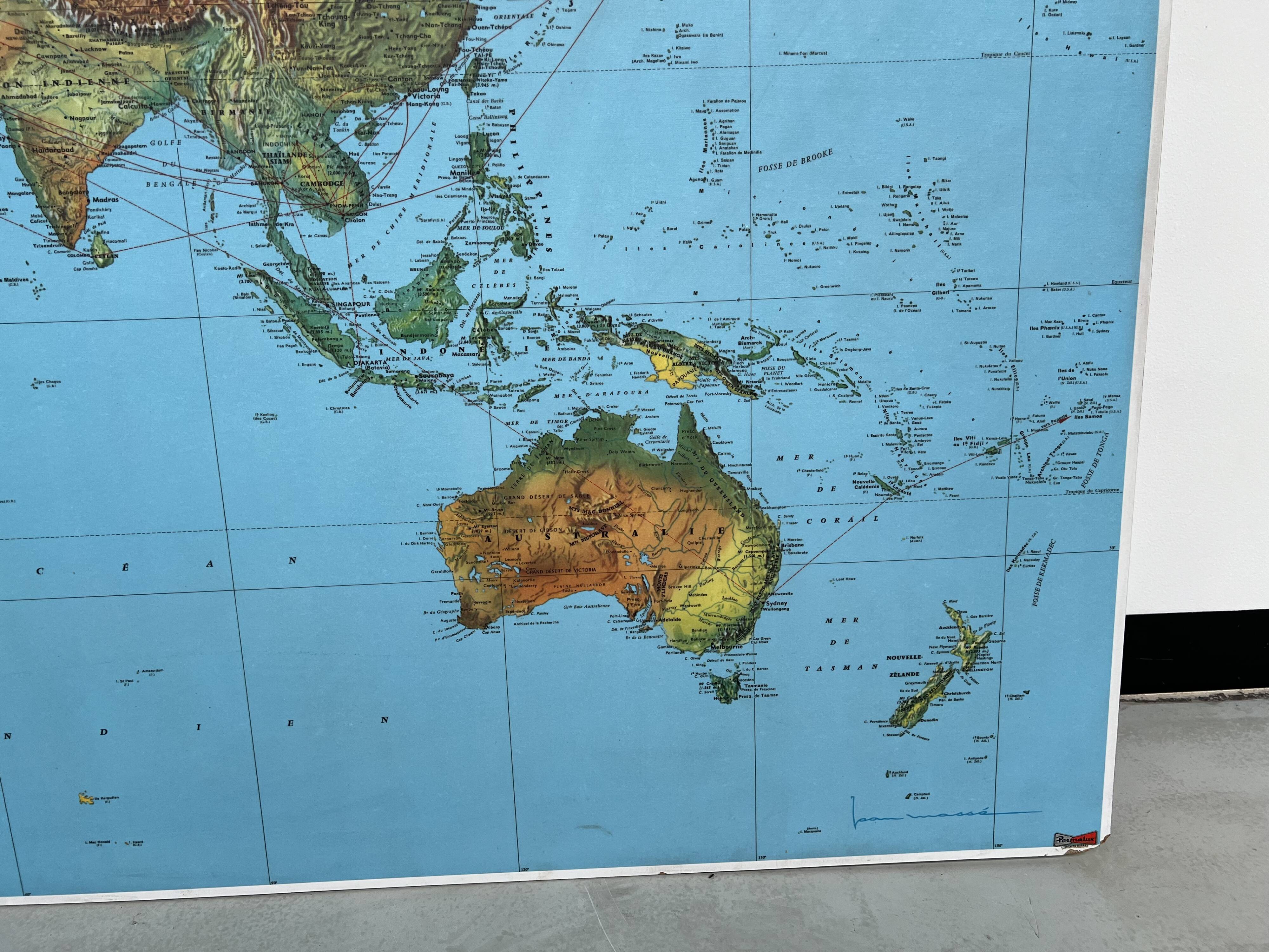 Former Air France planisphere published by Permalux