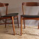 Lot de deux chaises scandinave farstrup model 206