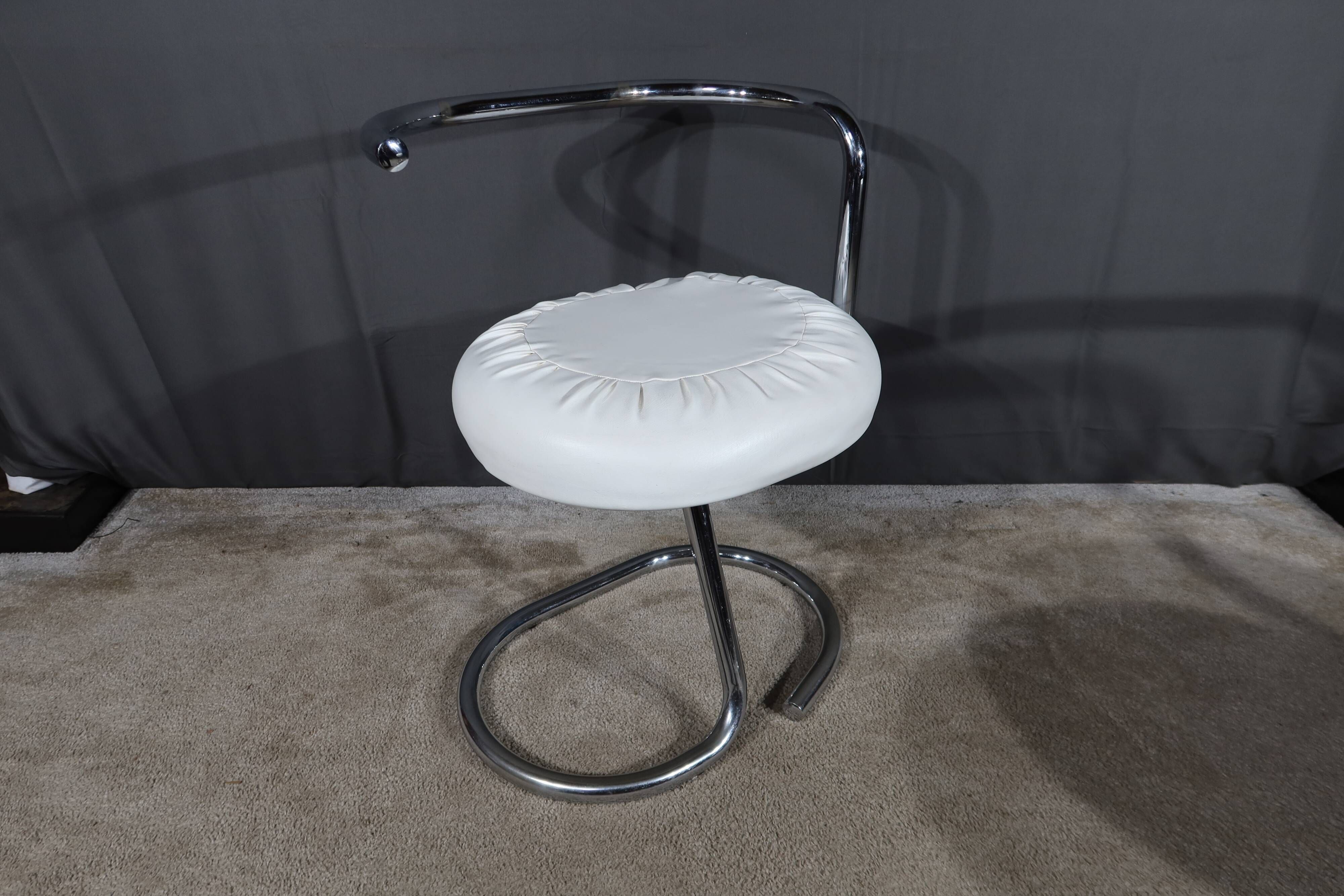 Pair of “Cobra” Chairs by Giotto Stoppino for Kartell – 1970