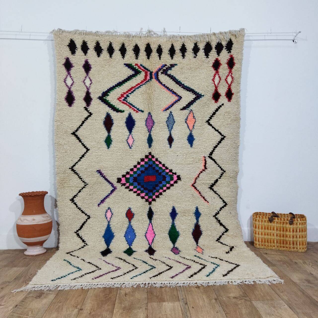 Handcrafted Moroccan Berber Rug 236 X 152 CM