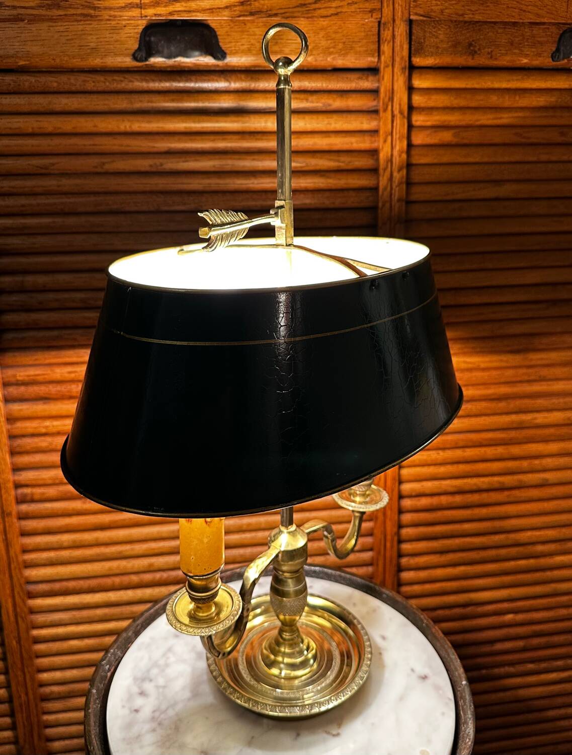 Empire style bouillotte lamp in brass and green sheet metal - Electricity