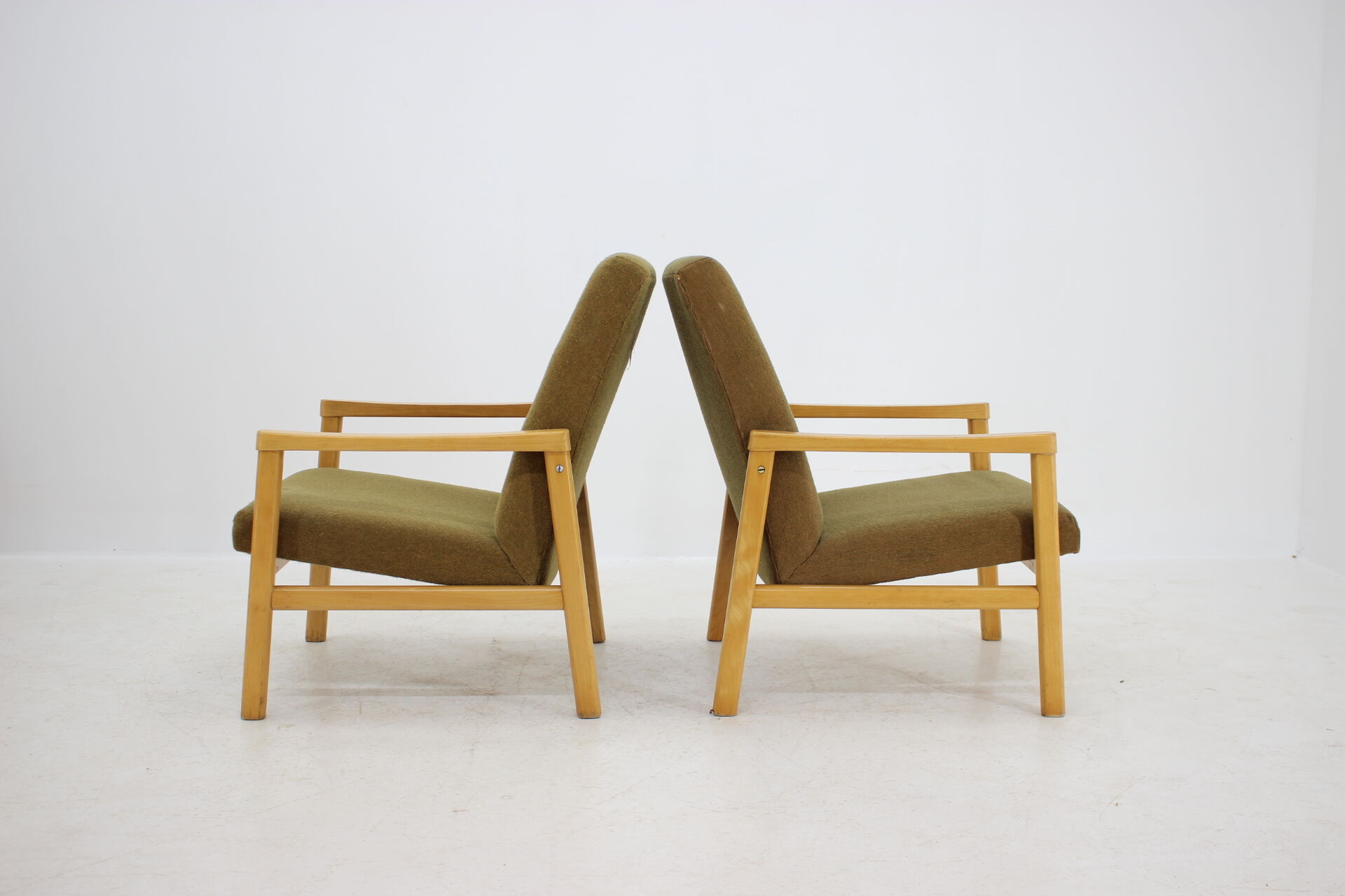 1960s Pair of Beech Armchairs, Czechoslovakia