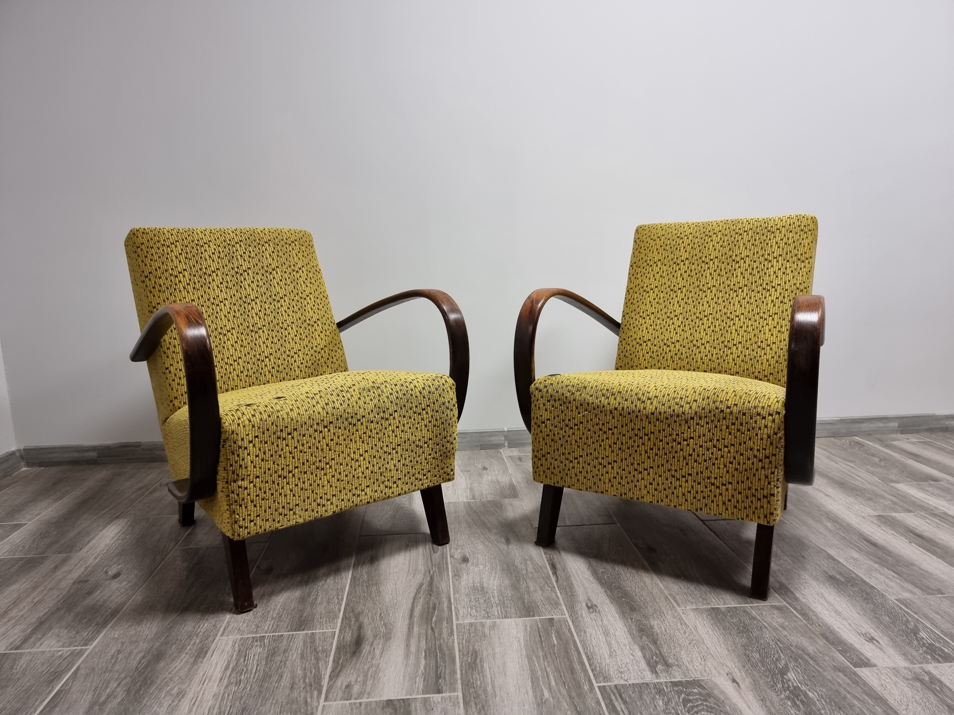 Pair of armchairs by Jindrich Halabala