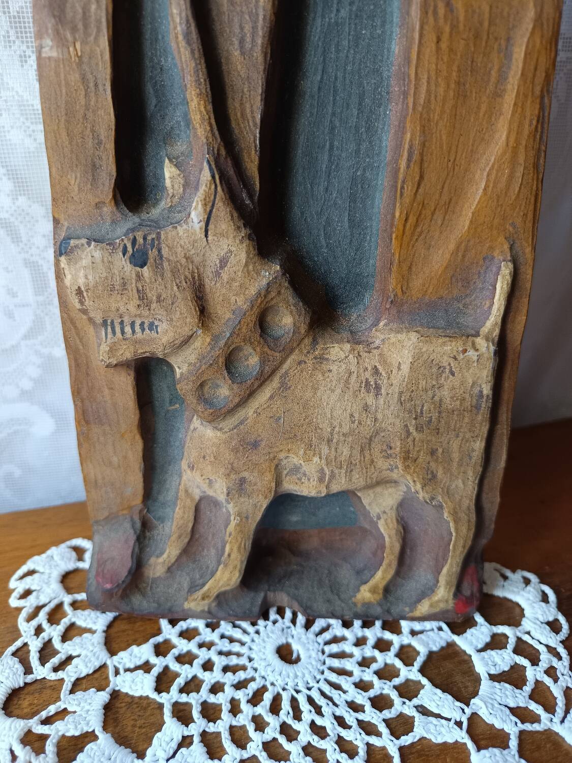 Bas-relief sculpture of Saint Roch and his dog - 20th Century Folk Art
