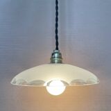Petite suspension en verre ancienne