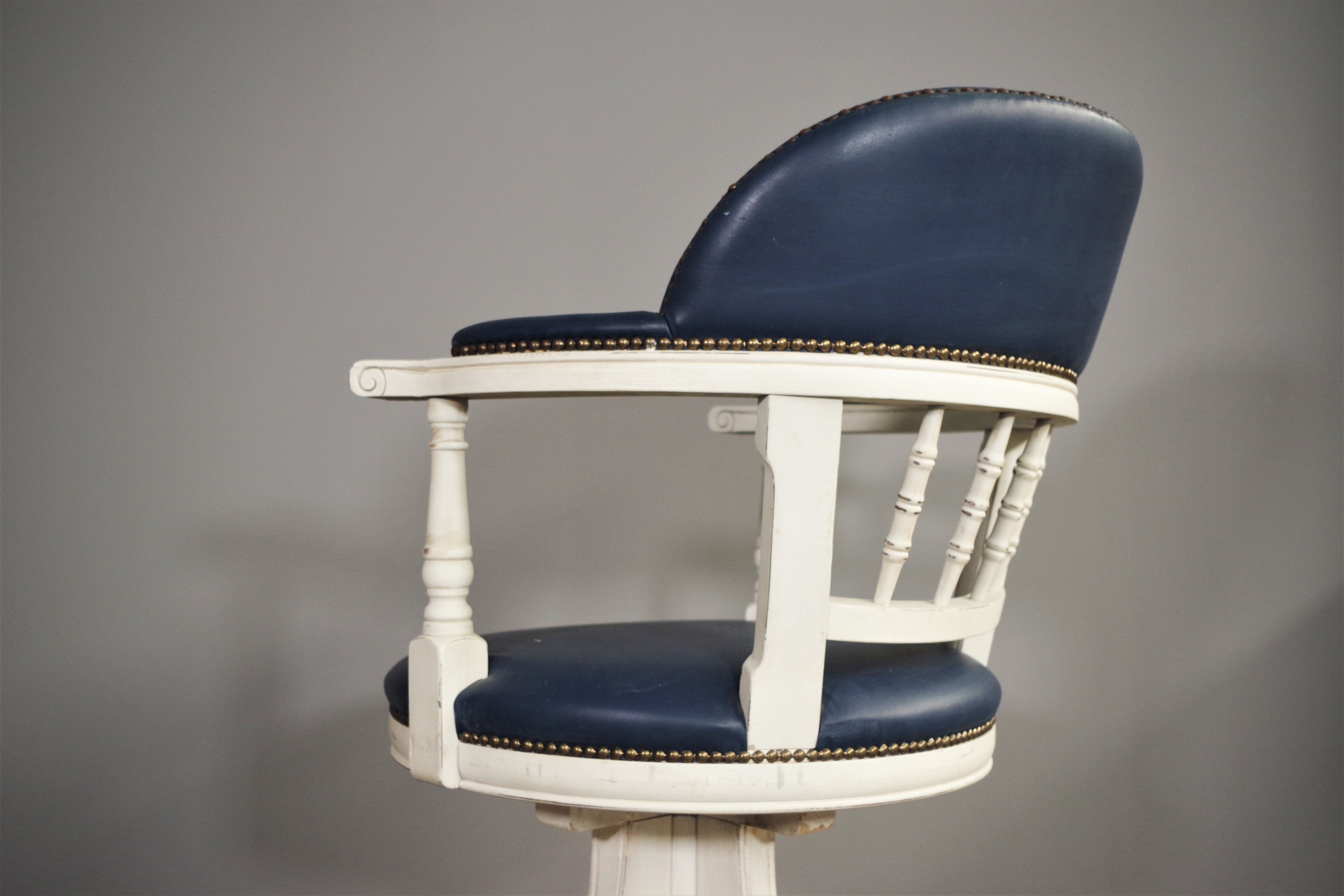 Swivel armchair maritime style 80s