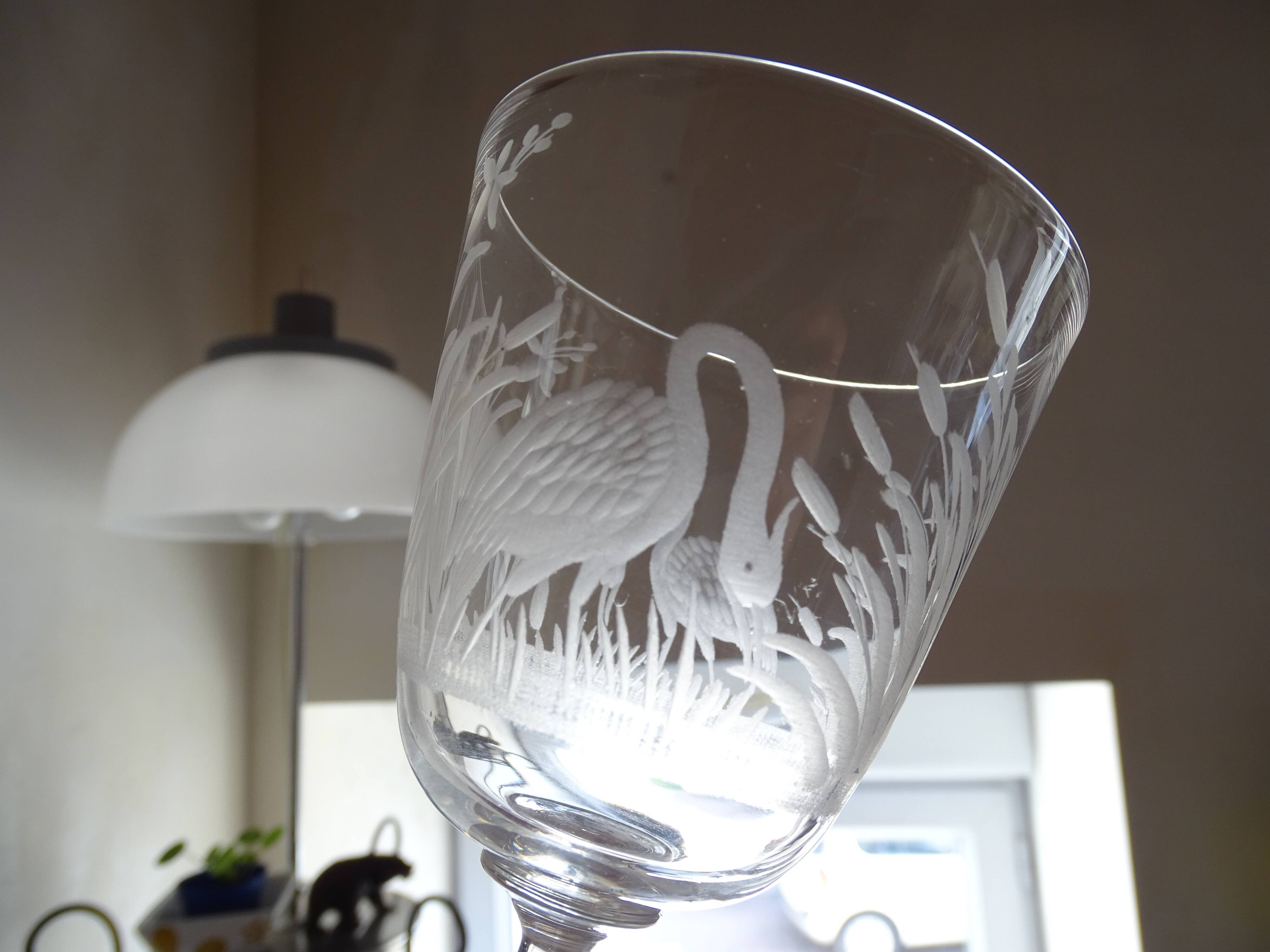 Glass with crystal foot Baccarat / Saint Louis Japanese decoration waders