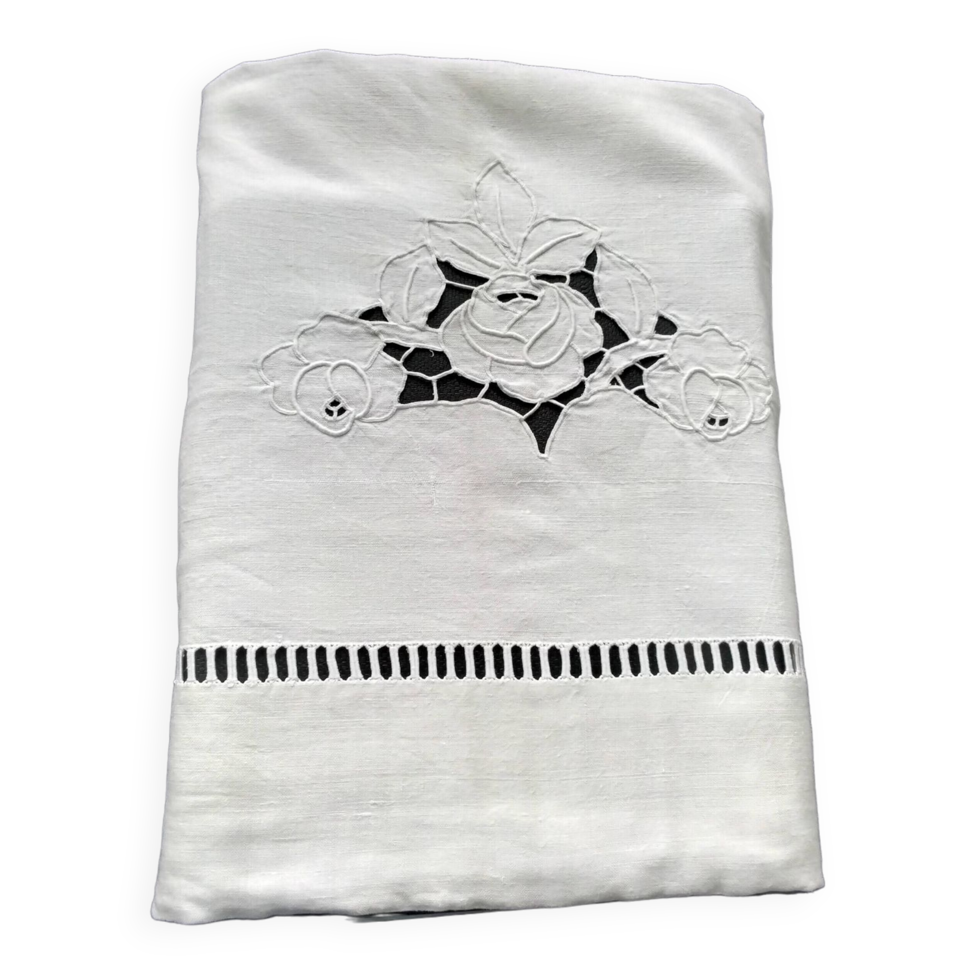 Antique linen sheet with embroidery and days 2.25 x 3.05 m