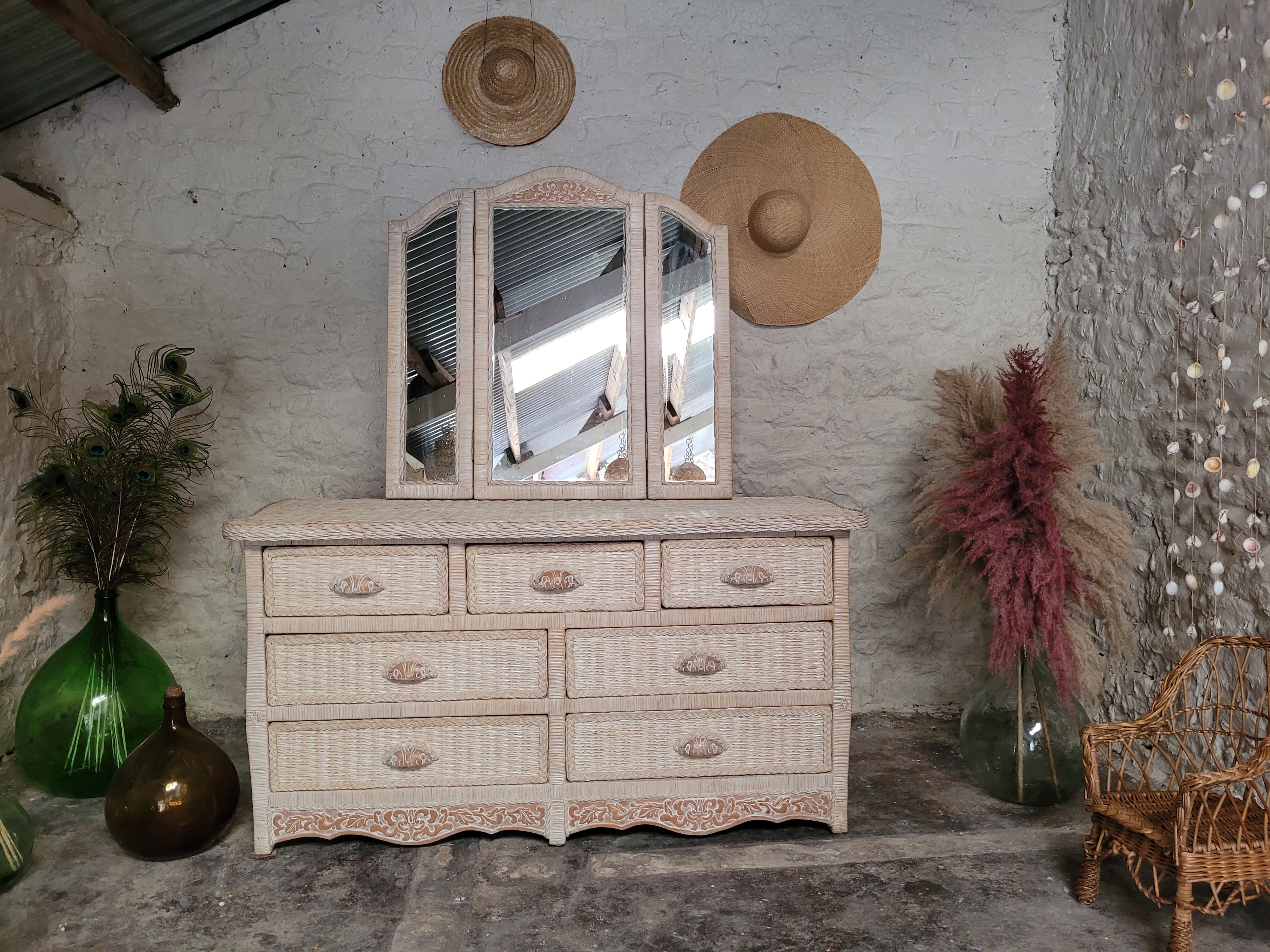 Rattan chest of drawers 80s and its mirror