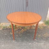 Table ronde scandinave à rallonges
