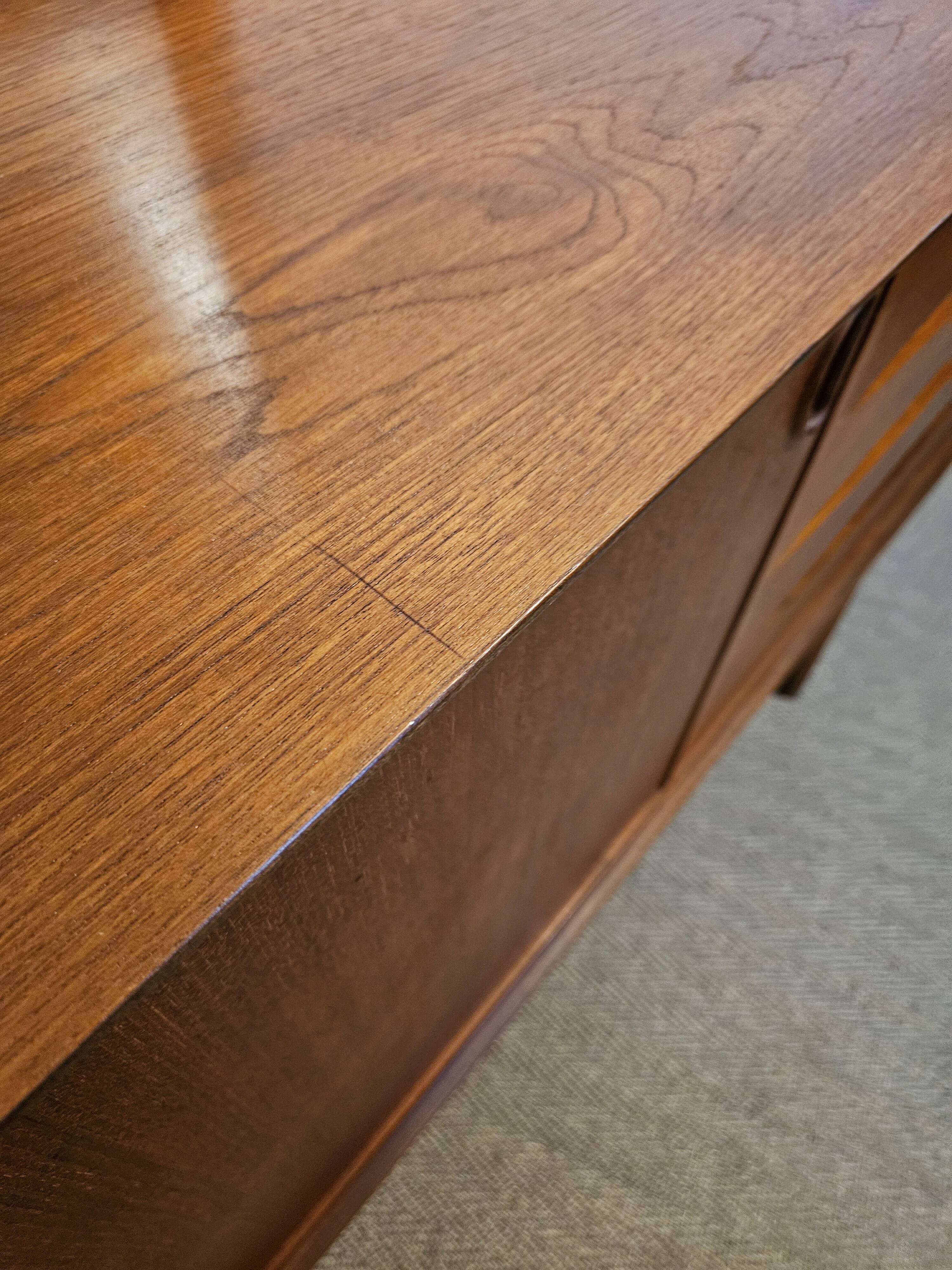 Sacndinavian sideboard