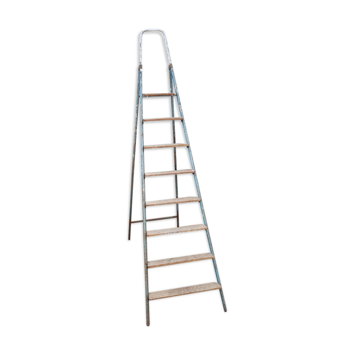 Old stepladder