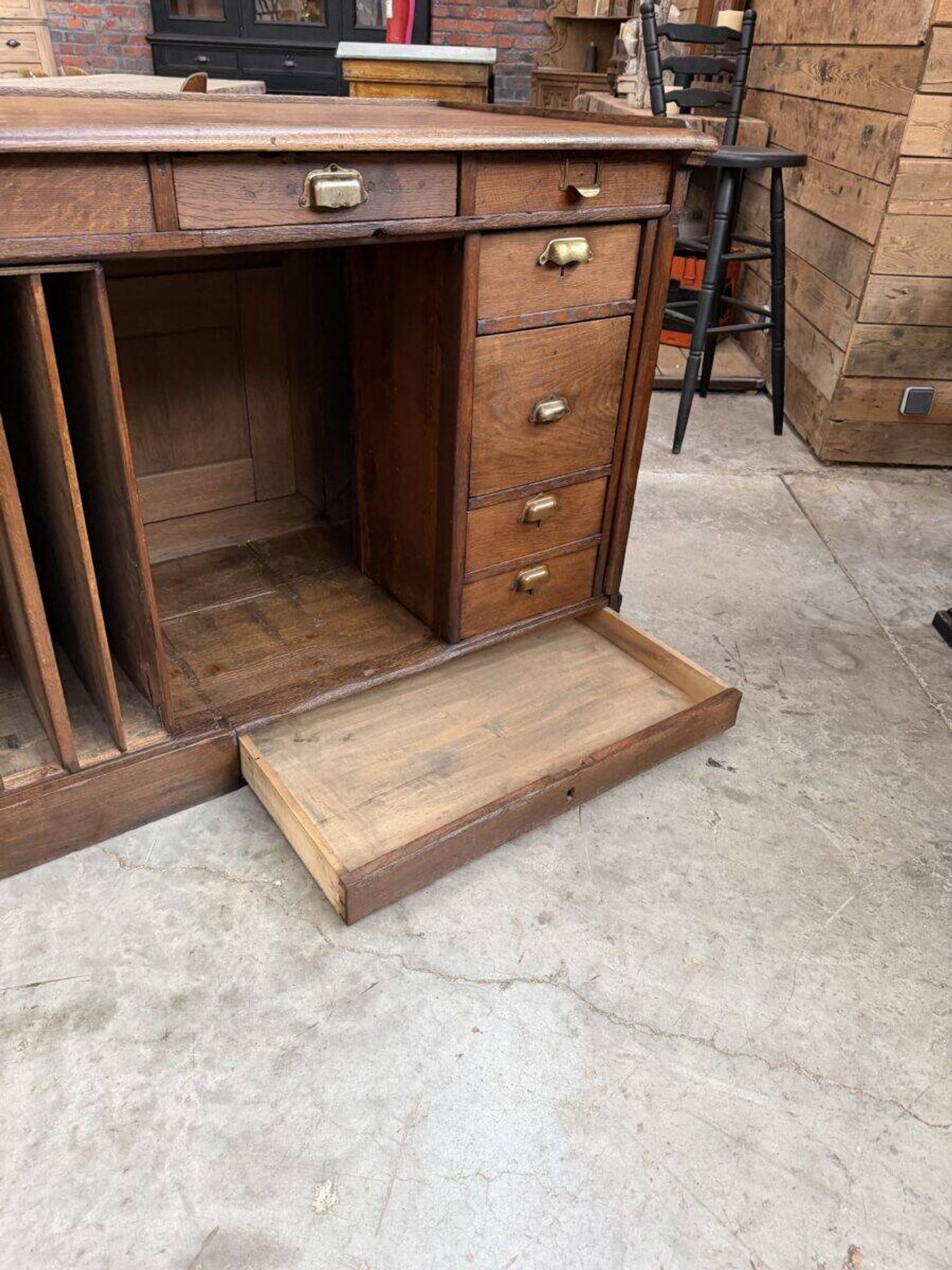Oak shop counter from the early 20th century.