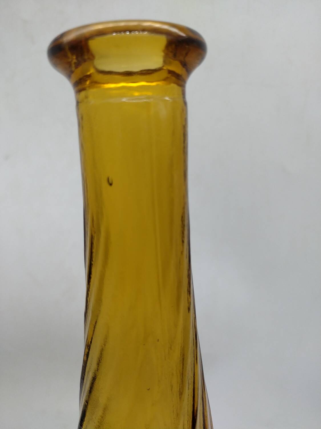 Empoli carafe. 50s. Amber.