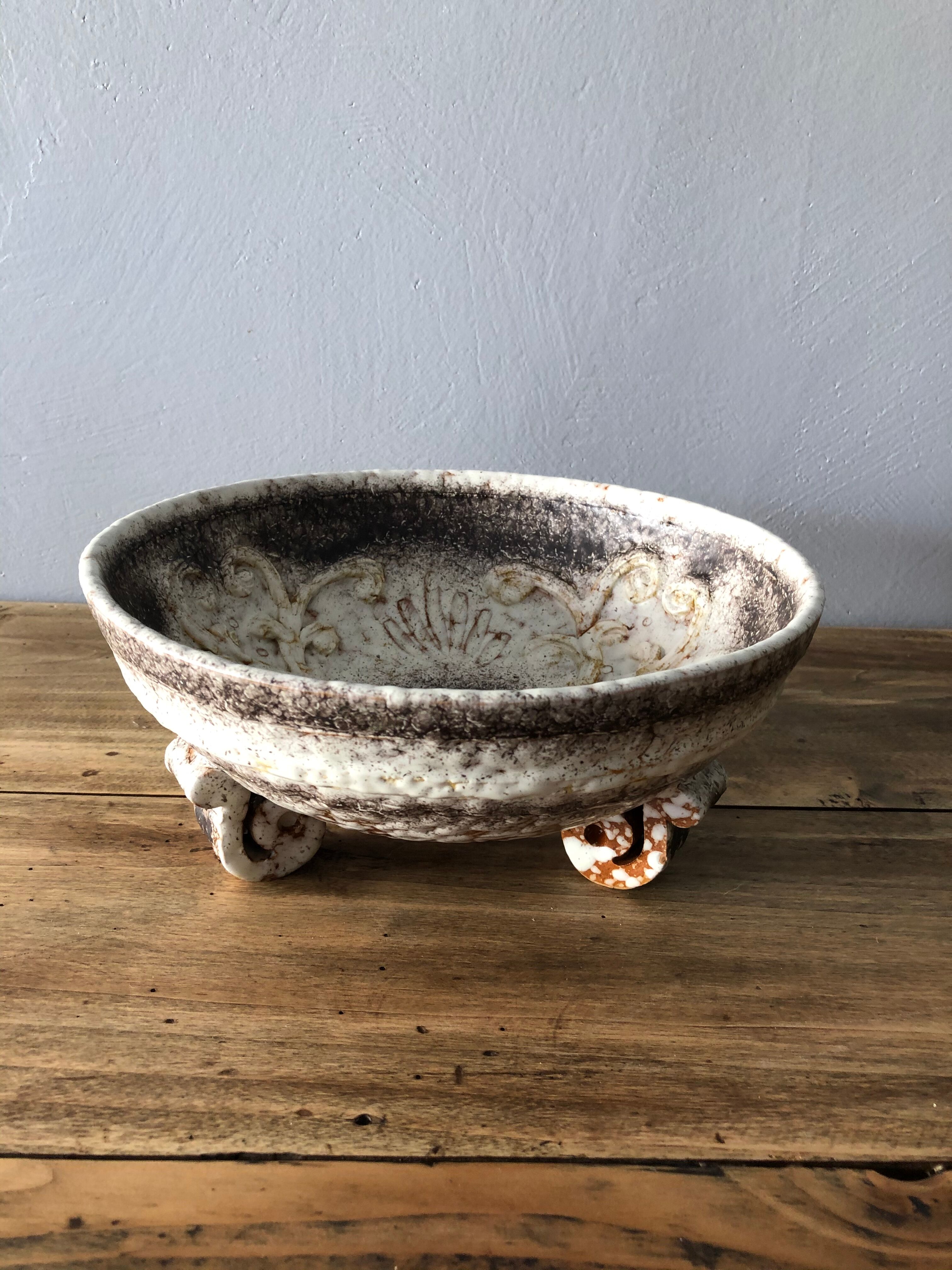 Ceramics Italian tripod